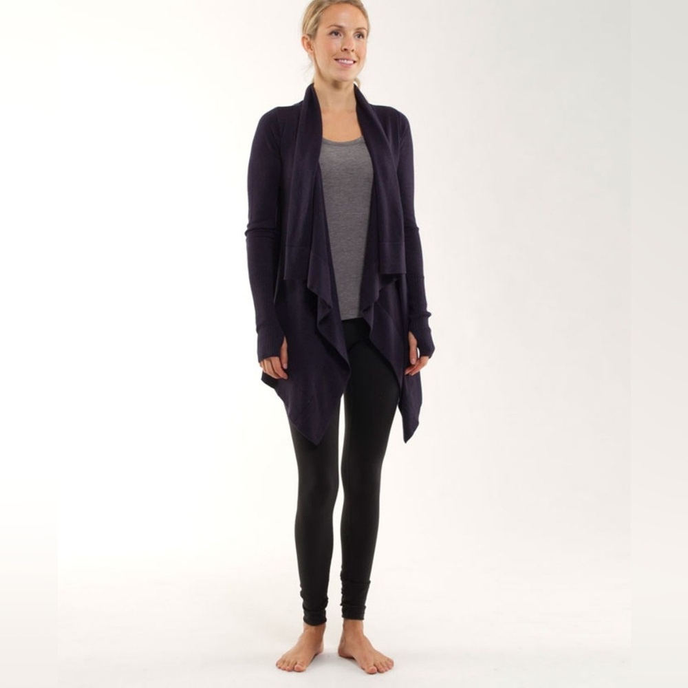 Lululemon Live Healthy Wrap SZ 6